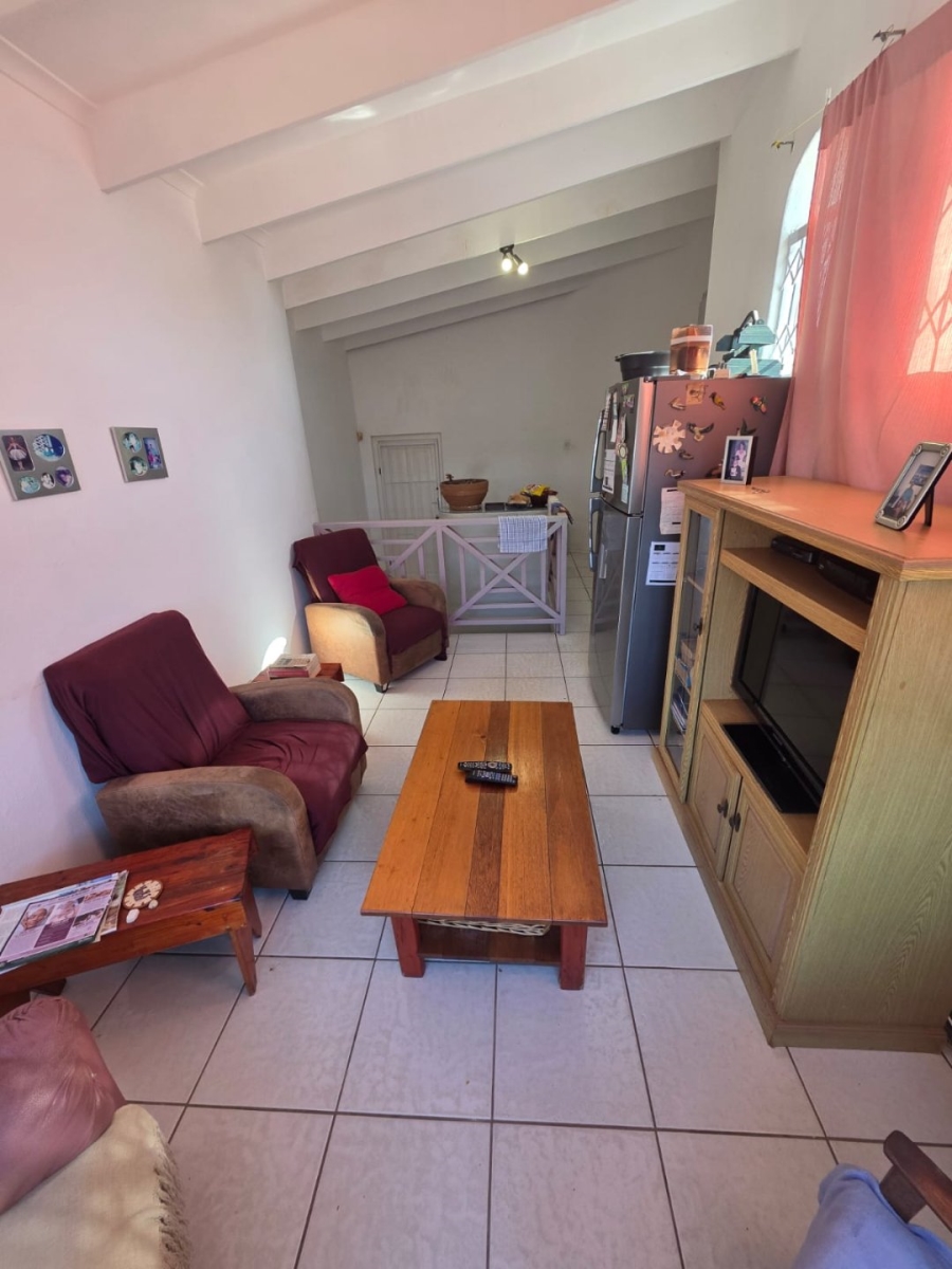 4 Bedroom Property for Sale in Wavecrest Eastern Cape